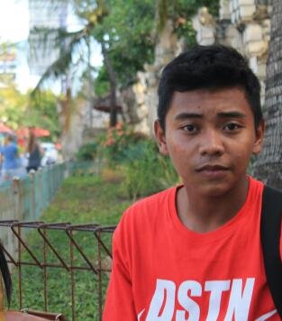 Smaboy basketball player