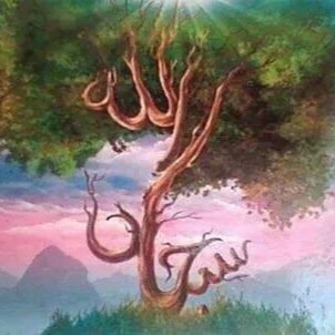 لَيْس مِن الضَّرورِيّ ..
أنْ تَكون الذِّكرَياتُ مُؤلِمَة ؛ حتّى تُبكينا !
أحيانًا يَكونُ بُكاؤنا .. اشْتِياقًا لأصْحابِها..