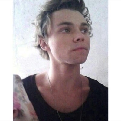 Im saving my first kiss for Ashton