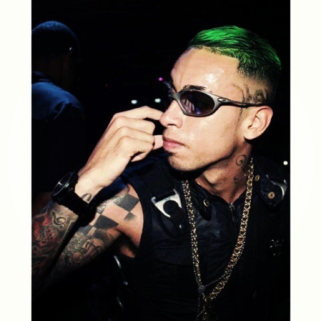 Kauan Mariz Meta : Kauan Seguir ❌  Dono : Caio Mariz  Criado : 09/11/2014 GANGUE DO CABELO VERDE Orgulho Maior Insta - @fc_gangue.do.cabelo.verde