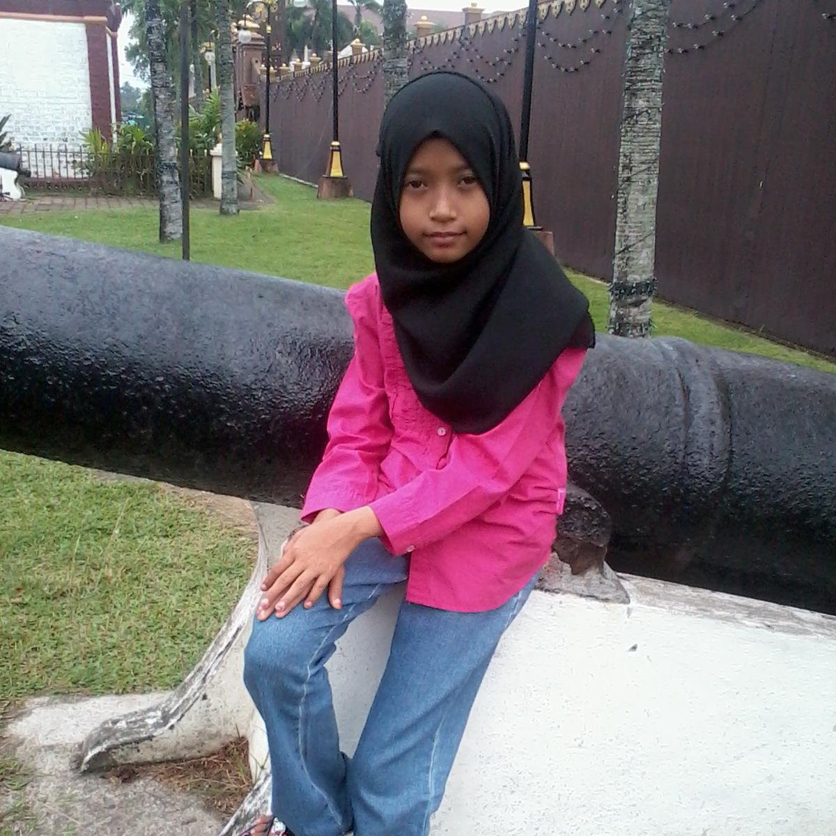 Facebook: Nurul Natasya