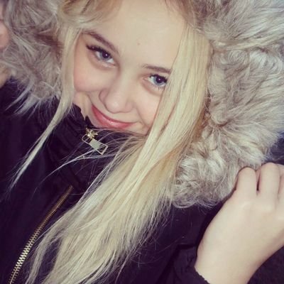 heleeenes's profile picture. 