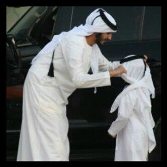 ‏يرحل من يرحل فالله باقٍ معي🕊