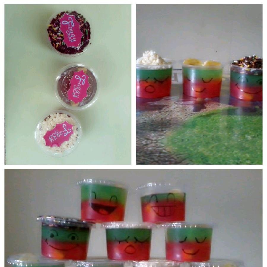 Dijual Pudding Emoticon dengan berbagai rasa/warna, Topping dan Emoticonnya.. Hanya Rp 10.000,- per 3 cup..