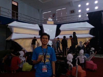 erlandrefi's profile picture. Bandung is blue & white