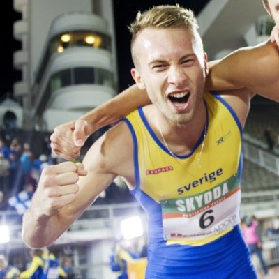 🏋🏽‍♂️🥩
Brukade springa runt i cirklar. Swedish 800m & 1500m champ🇸🇪