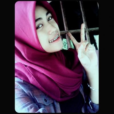Tanggal kelahiran :11_april_1996 (PONTIANAK_TANRAY2)PIN :517ac713,IG:LENY TRIUTAMMY ,PATH:LENY TRIUTAMMY ,follback | just | mention ;)