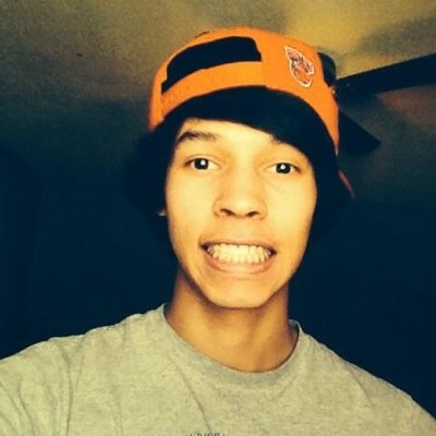 Owen LaRocque, 19 years, Gamer. Keep moving Forward. XB1: VooDoo17xStoner 
Ps4: XTC-VooDoo17
IG: OwenLarocque17