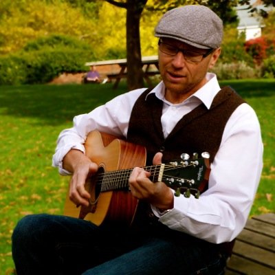 Web User Experience Architect and budding guitarist/singer. One half of The Tide