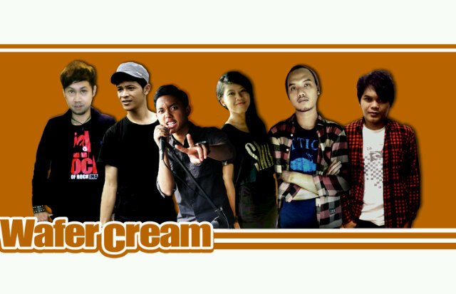WAFERCREAM CP : 085741657600 Vokal : @dinarhana @chandraghazi | Drum : @kusetyoaji | Keyboard : @opix_ucrit | Guitar : @deny_ayub | Bass : @andhikbassist