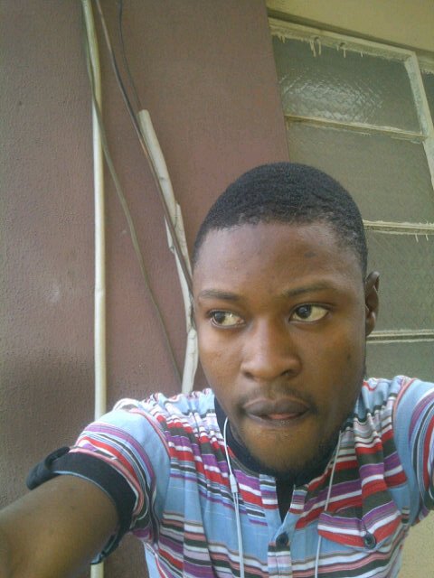 Olugbenle2's profile picture. AMBITION I̶̲̥̅̊s̶̲̥̅  priceless