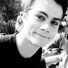 follow the new acc @thedylangifs for dylan o'brien gifs !!!