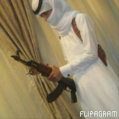 اللي يعزّك تشهد لك أفعآله .. ولآ الكلآم لآ يودّي ولآ يجيب
