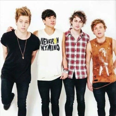 Hey can you please RT this? Thankyou if you have and remember you are beautiful and have a nice day ❤⬇️⬇️⬇️⬇️⬇️