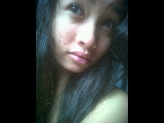 OraNq yq meNciinttaiiKu ,,, adalLahh diia yq maMpu meNjaqaa peRasaaNku ... ;)