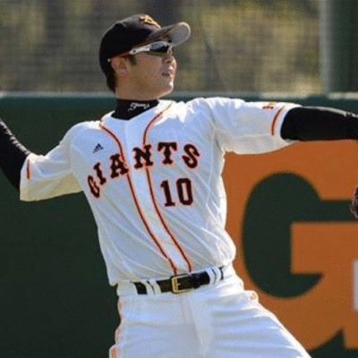 大阪住みの熱狂的ジャイアンツファンです⚾️ 甲子園、京セラによく参戦します＼(^o^)／ ジャイアンツファンフォロー大歓迎（≧∇≦） フォロバ絶対します（＾Ｏ＾） フォロワー2000人目指してます⚾️ 阿部、長野、亀井選手推しです(^○^) フォローした人フォロバよろしくお願いします＞_＜