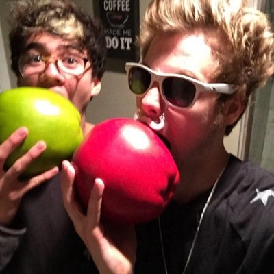 free follow PLEASE FOLLOW @lostbxyniall & @pornxharold !! x ILYSM