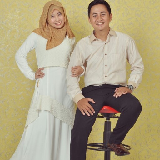 Simple life ± simple love = I am. ♬☺♬ (♥ imam munandar)/ http://t.co/CQBBzYNhtA
