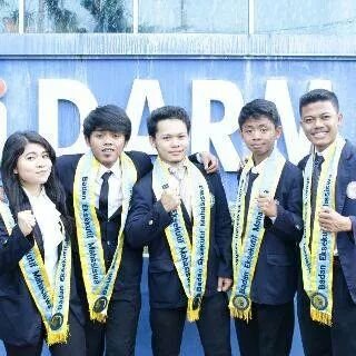 PRESIDEN BEM ibi darmajaya @mutiakharis