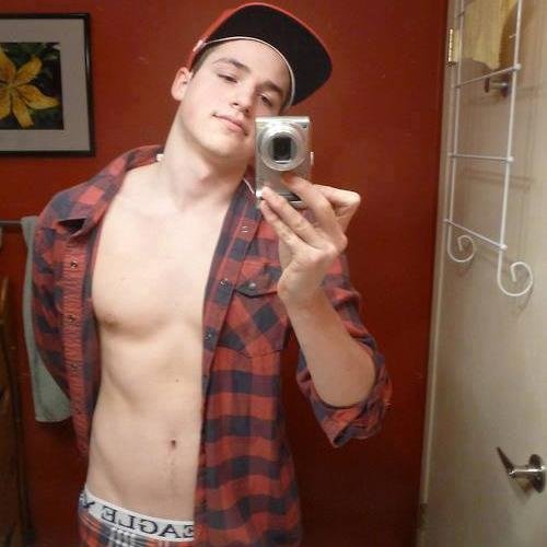 miasmaaeterna's profile picture. master of arts in teaching: multiple subject (candidate,) deeply interested in critical theory, linguistics,