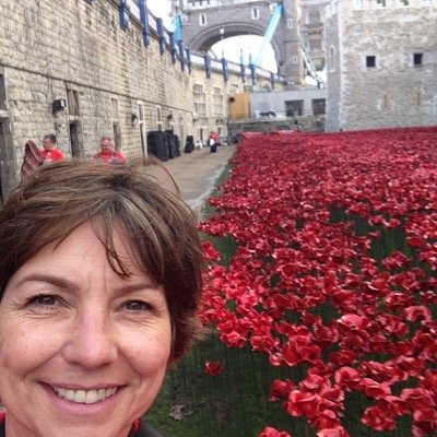 LinziLoopy's profile picture. Married with two daughters, Admissions Secretary @ Berkhamsted School. Background in banking and sales.  Happy volunteer at London 2012, Wpfg 2013, and CWG 2014