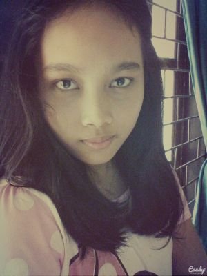 Like other girls, just a little crazy. Happy even if sometimes numbed with confusion. leaving old Twitter with reason forget the password LOL!!