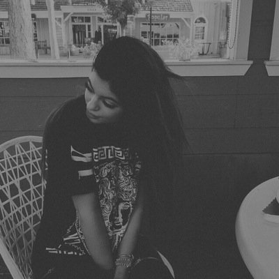 hi luv this is a free follow for you but please follow @drxwsdedication x