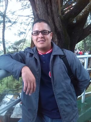 Joven trabajador, profesional y revolucionario.
