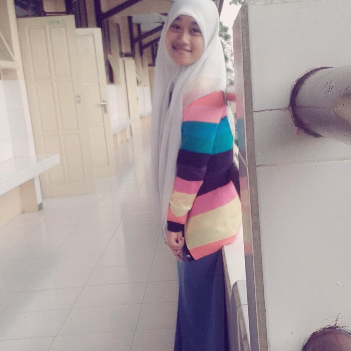 Siska Andriani Marctyas || 11 Maret 1999 || SHS 1 BANGSAL, X-MIIA 6 || Love ♥ ALLAH ♥ Ibu ♥ Ayah ♥ Kakak @CichaChees ♥ My Boy @reno_setiyawan ♥