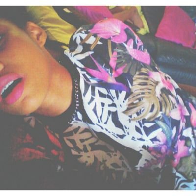 caribbean gurl ☆ yeah ★follow me□