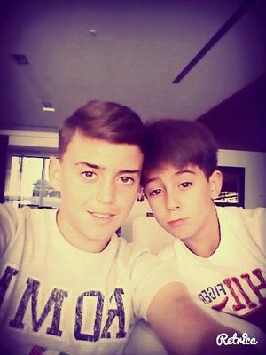 INSTAGRAM:@ANDRES7SOYO