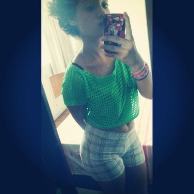 Quero distância de coisas que tiram meu sorriso ✌✌✌
