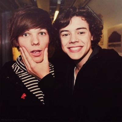 мой личный кексик -@GuyfromHarry мамуля -   @svetik_s1 сестричка-@CENTIMETERSS  #Directioner #ЛШ #Слэшер   День Рождение 13.08
#сериальныйзадрот