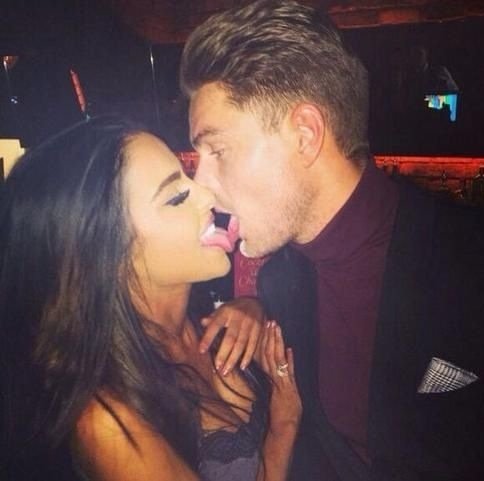 All about relationships. Goals, before and after, cute pics, advice. !Follow!