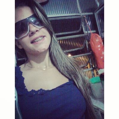 Mileena948's profile picture. Quando você está triste, ninguém repara sua lágrima. Quando você está feliz, ninguém repara seu sorriso. Mas todos sabem te julgar.