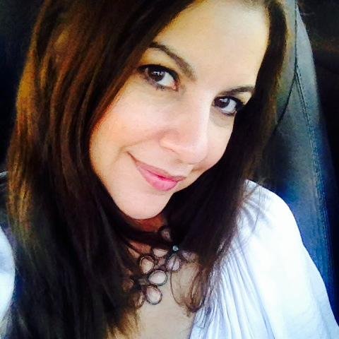 Get rid of wrinkles, acne, and other skin problems and make money too. Ask me.
Follow me and I'll follow u back! 
#teamfollowback #teamretweet