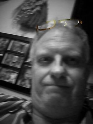 Chris_n_gr's profile picture. 