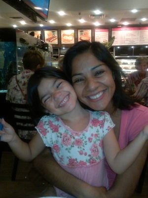 mmicaelamujica's profile picture. live and let live