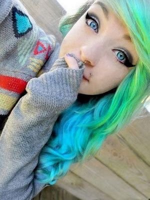 I'm Aorabelle. Sick of crying, tired of trying, yea im smiling but inside im dying.