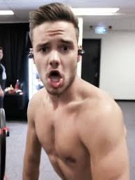 coletivo de abelha : Exames | Coletivo de lobos : Alcateia | Coletivo de safadeza : directioner