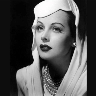 ابتسم كل ما قدره الله جميل .