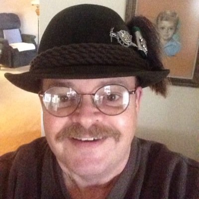 reunman's profile picture. 