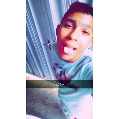 carlose28717396's profile picture. 