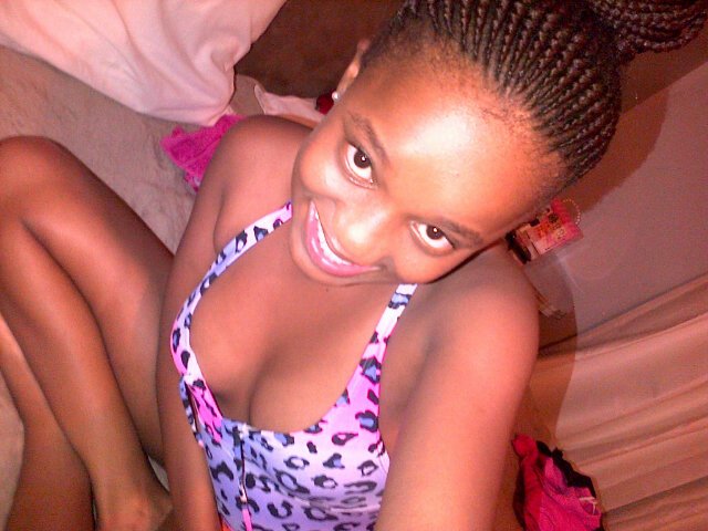 leratomosegomi's profile picture. 