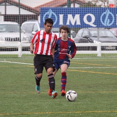 jugador de las categorias inferiores del athletic club de bilbao