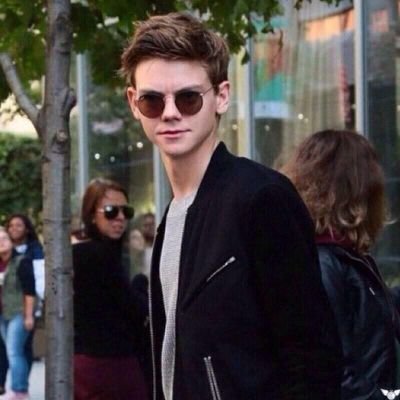 Je spam pour vous et je vous DM a vos sunshine. En ce moment je spam nash (pour ceux qui s'intéresse à lui)