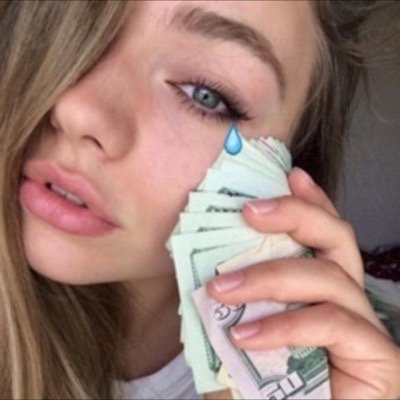 FOLLOW @wordwhitesides CAUSE SHE GAVE YOU THIS FREE FOLLOW