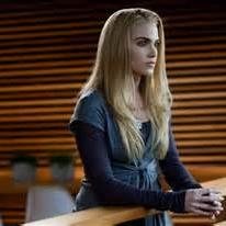 life is what you make it (y) daughter of Esme and Carlisle aunty to renesmee and sister to alice jasper bella and edward