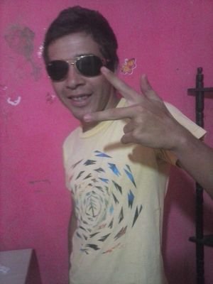 Violonista e Cantor, tabem componho algumas musicas. Facebook: Amandio Lima // whatsapp : 99206707