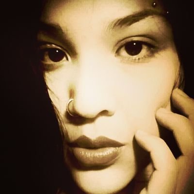 To be beautiful is when you decide to truly be yourself ♡
